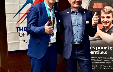 Jouni Heinonen, links, hat im Juli René-Marc Blaser als Governor des Distrikts 1990 abgelöst